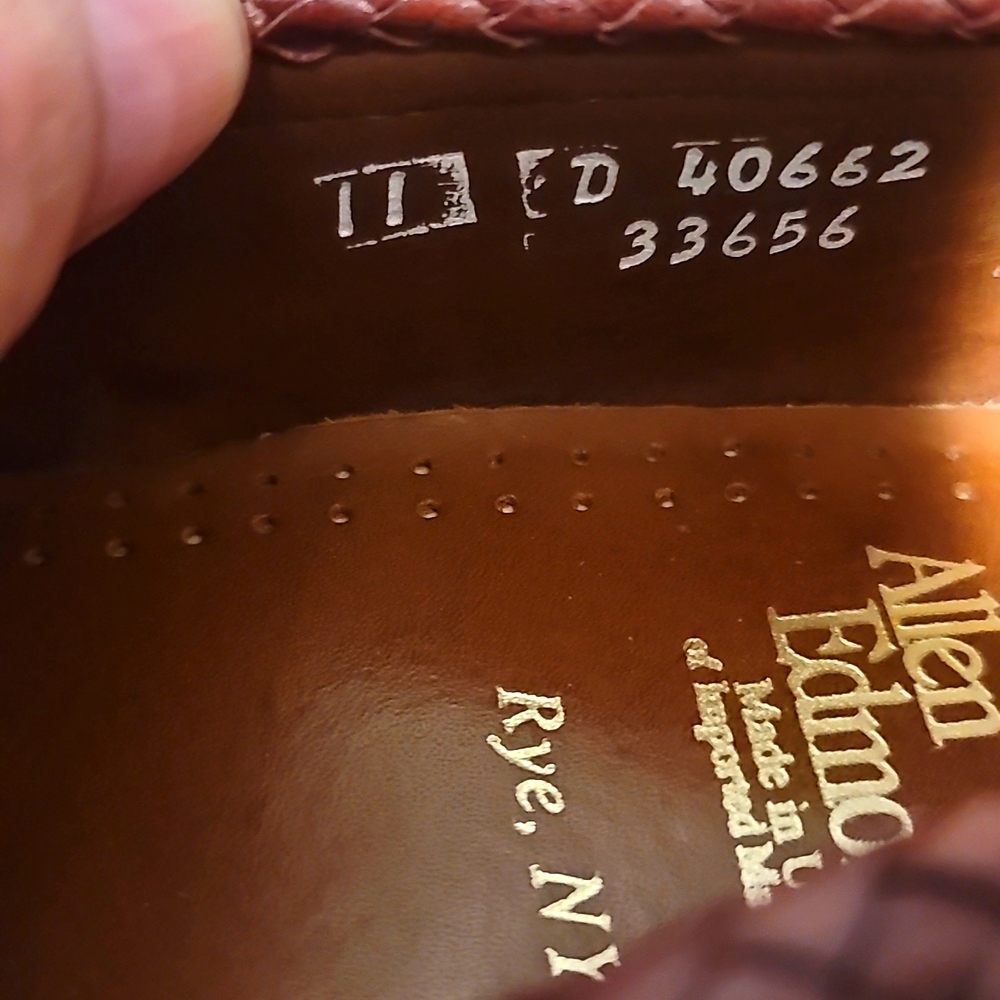 Allen Edmonds Rye, NY - Picture 3 of 9